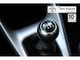 Toyota Yaris 1.5 VVT-i TeamNL Handgeschakeld | Apple Carplay & Android Auto | Smart Entry met startknop | 16” lichtmetalen velgen ‘machined’ | 7” digital dashboard ‘binocular’ | Portierinleg ‘felt’ | Ramen, elek