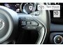 Toyota Yaris 1.5 VVT-i TeamNL Handgeschakeld | Apple Carplay & Android Auto | Smart Entry met startknop | 16” lichtmetalen velgen ‘machined’ | 7” digital dashboard ‘binocular’ | Portierinleg ‘felt’ | Ramen, elek