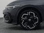 Volkswagen Golf 1.5 eTSI R-Line NEW | PANO | CAMERA | ADAPTIVE | STOEL- EN STUURVERW.