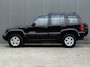 Jeep Cherokee 3.7i V6 limted * LEER * TREKHAAK * 4 SEIZOENSBANDEN !!