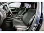 Volvo EX40 Volvo EX40 Single Motor Extended Range Ultra Black Edition Europa | Harman Kardon audio | 20" | Schuif-/kanteldak | Getint Glas | Elektrische stoelverstelling | Nubuck bekleding | Adaptive Cruise Control | Dodehoekdetectie |