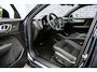 Volvo EX40 Volvo EX40 Single Motor Extended Range Ultra Black Edition Europa | Harman Kardon audio | 20" | Schuif-/kanteldak | Getint Glas | Elektrische stoelverstelling | Nubuck bekleding | Adaptive Cruise Control | Dodehoekdetectie |