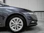 Skoda Octavia Combi 1.5 e-TSI Business BTW! | Trekhaak | HUD | Dealer onderhouden | Memory | Camera |