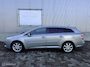 Toyota Avensis 1.8 VVTi Business 2011 / Climate / Xenon / Cruisecontrol / Keyless entry / 4seizoensbanden / NAP