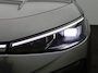 Volkswagen T-Roc 1.5 eTsi R-Line First Edition 150PK DSG Pano-Schuifdak, Trekhaak, Black Style, 20" LM Velgen, Keyless, Side Asisst, Matrix LED-Verlichting, Achteruitrijcamera