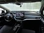Skoda Enyaq iV 80 SoH 93,44% Trekhaak Warmtepomp Navigatie Camera Sfeerverlichting