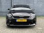 Kia Ceed Sw 1.5 T-GDi 160pk GT-Line | Glazen schuif-/kanteldak | Dealeronderhouden | Trekhaak 1400kg | Digitaal Dash | Stoel&Stuurverwarming | Navi & Carplay |