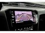 Volkswagen Passat Variant 1.5 TSI Business | Adaptieve cruise control | Camera | Apple Carplay | LED koplampen