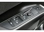 Volkswagen T-Roc 1.5 Life eTSI | Camera | Adaptieve cruise control | Stoelverwarming | LED koplampen
