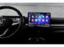 Volkswagen T-Roc 1.5 Life eTSI | Camera | Adaptieve cruise control | Stoelverwarming | LED koplampen