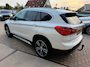BMW X1 XDrive25i Centennial High Executive / Pano / Head-Up / Camera / Harman Kardon / Trekhaak / Sportleder / Zeer nette Auto !!.