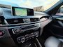 BMW X1 XDrive25i Centennial High Executive / Pano / Head-Up / Camera / Harman Kardon / Trekhaak / Sportleder / Zeer nette Auto !!.