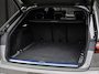 Audi Q8 60 TFSI e quattro Pro Line S Competition | Panoramadak | B&O Advanced | Achterasbesturing | Carbon Inleg | Aero Color Pack | Stoel Massage+ Ventilatie | 360 Camera | HUD | Luchtvering | Memory Seats | Ambiance Interieur | Trekhaak |