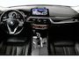 BMW 5-Serie Touring 520i High Executive (COMFORT ZETELS, CAMERA, SFEERVERLICHTING, STOELVERWARMING)