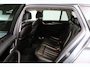 BMW 5-Serie Touring 520i High Executive (COMFORT ZETELS, CAMERA, SFEERVERLICHTING, STOELVERWARMING)