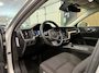 Volvo V60 2.0 B3 Momentum Advantage * 1e Eig / Dealer onderhouden / Stoel-Stuurverwarming / NL Auto *