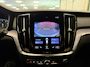 Volvo V60 2.0 B3 Momentum Advantage * 1e Eig / Dealer onderhouden / Stoel-Stuurverwarming / NL Auto *
