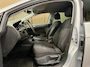 Volkswagen Golf Variant 1.2 TSI Business Edition * Automaat / Navigatie / Parkeersensoren / Trekhaak / NL Auto *