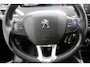 Peugeot 2008 1.2 PureTech Blue Lion met Pano en Navi