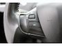 Peugeot 2008 1.2 PureTech Blue Lion met Pano en Navi