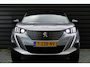 Peugeot e-2008 EV 50KWH 136PK GT / CAMERA / SOH 100% / STOELVERWARMING / KEYLESS / FULL-LED / NAVI / CLIMA / PDC / BLUETOOTH / ADAPT. CRUISECONTROL / 1E EIGENAAR / SCHITTERENDE STAAT !!