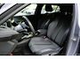 Peugeot e-2008 EV 50KWH 136PK GT / CAMERA / SOH 100% / STOELVERWARMING / KEYLESS / FULL-LED / NAVI / CLIMA / PDC / BLUETOOTH / ADAPT. CRUISECONTROL / 1E EIGENAAR / SCHITTERENDE STAAT !!