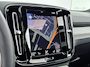 Volvo XC40 T5 Recharge R-Design | 19" | Leder/Nubuck | Panoramadak | Trekhaak | Stoel/Stuurverwarming | Parkeercamera | Adaptieve Cruise | Getint Glas