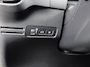 Volvo XC40 T5 Recharge R-Design | 19" | Leder/Nubuck | Panoramadak | Trekhaak | Stoel/Stuurverwarming | Parkeercamera | Adaptieve Cruise | Getint Glas