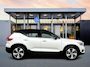 Volvo XC40 T5 Recharge R-Design | 19" | Leder/Nubuck | Panoramadak | Trekhaak | Stoel/Stuurverwarming | Parkeercamera | Adaptieve Cruise | Getint Glas