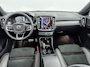 Volvo XC40 T5 Recharge R-Design | 19" | Leder/Nubuck | Panoramadak | Trekhaak | Stoel/Stuurverwarming | Parkeercamera | Adaptieve Cruise | Getint Glas