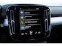 Volvo XC40 T4 211PK Automaat Plug-in hybrid Plus dark / Adaptieve cruise control / Harman Kardon Audio / Elektrische stoelen / Parkeersensoren met 360 camera / Stoel - en stuurwielverwarming / Elektrische achterklep / keyless entry