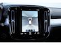 Volvo XC40 T4 211PK Automaat Plug-in hybrid Plus dark / Adaptieve cruise control / Harman Kardon Audio / Elektrische stoelen / Parkeersensoren met 360 camera / Stoel - en stuurwielverwarming / Elektrische achterklep / keyless entry