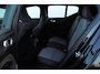 Volvo XC40 T4 211PK Automaat Plug-in hybrid Plus dark / Adaptieve cruise control / Harman Kardon Audio / Elektrische stoelen / Parkeersensoren met 360 camera / Stoel - en stuurwielverwarming / Elektrische achterklep / keyless entry