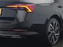 Skoda Octavia Combi 1.4 TSI iV PHEV Sportline 204pk Dealer O.H | SOH 94,2% | Adaptive Cruise | Crystal LED | Camera | Head Up | Sportstoelen Verwarmd | Keyless | Apple Carplay | Navigatie | Sfeerverlichting | Virtual | DAB | 18"L.M | Plug In Hybrid |