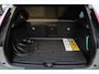 Volvo XC40 T5 262PK Automaat Recharge R-Design / Adaptieve cruise control / Trekhaak / Elektrische stoelen / Harman kardon audio / Elektrische achterklep / Stoel - en stuurwielverwarming / BLIS / 20" velgen