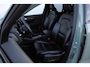 Volvo XC40 T5 262PK Automaat Recharge R-Design / Adaptieve cruise control / Trekhaak / Elektrische stoelen / Harman kardon audio / Elektrische achterklep / Stoel - en stuurwielverwarming / BLIS / 20" velgen