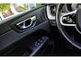 Volvo XC60 2.0 T8 Twin Engine AWD R Design SOH 92.4% Panoramadak | H&K Audio | Camera