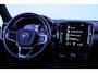 Volvo XC40 T5 262PK Automaat Recharge R-Design / Panoramadak / Trekhaak / Elektrische achterklep / Keyless entry / Stoel - en stuurwielverwarming / Parkeersensoren met camera / Harman kardon /