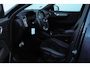 Volvo XC40 T5 262PK Automaat Recharge R-Design / Panoramadak / Trekhaak / Elektrische achterklep / Keyless entry / Stoel - en stuurwielverwarming / Parkeersensoren met camera / Harman kardon /