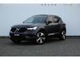 Volvo XC40 T5 262PK Automaat Recharge R-Design / Panoramadak / Trekhaak / Elektrische achterklep / Keyless entry / Stoel - en stuurwielverwarming / Parkeersensoren met camera / Harman kardon /
