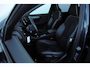 Volvo XC40 T5 262PK Automaat Recharge R-Design / Panoramadak / Trekhaak / Elektrische achterklep / Keyless entry / Stoel - en stuurwielverwarming / Parkeersensoren met camera / Harman kardon /