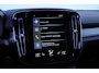 Volvo XC40 T5 262PK Automaat Recharge R-Design / Panoramadak / Trekhaak / Elektrische achterklep / Keyless entry / Stoel - en stuurwielverwarming / Parkeersensoren met camera / Harman kardon /