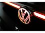 Volkswagen T-Roc 1.5 eTSI 150PK DSG-7 MHEV R-Line | TREKHAAK | AUTO A. KLEP | CAMERA | 18 INCH | NAVIGATIE | STOEL + STUURVERW. | APP CONNECT