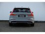 Volvo V60 B3 177PK Automaat Essential Edition / Adaptieve cruise control / Stoel en stuurwielverwarming / Trekhaak / Google systeem / achterbank verwarmd / 19” velgen