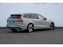 Volvo V60 B3 177PK Automaat Essential Edition / Adaptieve cruise control / Stoel en stuurwielverwarming / Trekhaak / Google systeem / achterbank verwarmd / 19” velgen