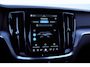 Volvo V60 B3 177PK Automaat Essential Edition / Adaptieve cruise control / Stoel en stuurwielverwarming / Trekhaak / Google systeem / achterbank verwarmd / 19” velgen