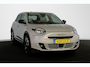 Fiat 600 600e La Prima 54 kWh Leder Stoelverwarming Massage Keyless Camera
