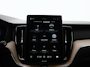 Volvo XC60 T6 Recharge AWD Ultra Dark | Luchtvering | Head-Up | Harman/Kardon | 360° | Panoramadak | Trekhaak | 21"
