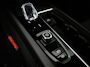 Volvo XC60 T6 Recharge AWD Ultra Dark | Luchtvering | Head-Up | Harman/Kardon | 360° | Panoramadak | Trekhaak | 21"