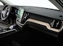 Volvo XC60 T6 Recharge AWD Ultra Dark | Luchtvering | Head-Up | Harman/Kardon | 360° | Panoramadak | Trekhaak | 21"
